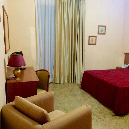 Grand Hotel Stella Maris Italia Palmi Habitación foto